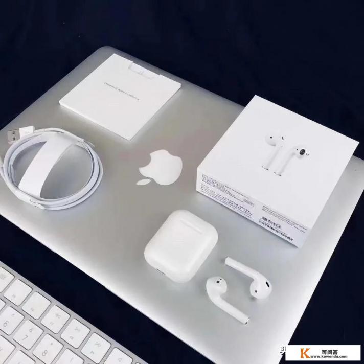 跑步用哪款APP比较好，还有跑步的耳机大家给推荐下