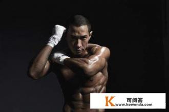 怎样练出《激战》中张家辉的身材