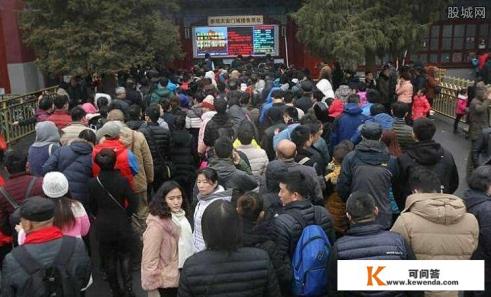 去川西跟团好还是自驾好