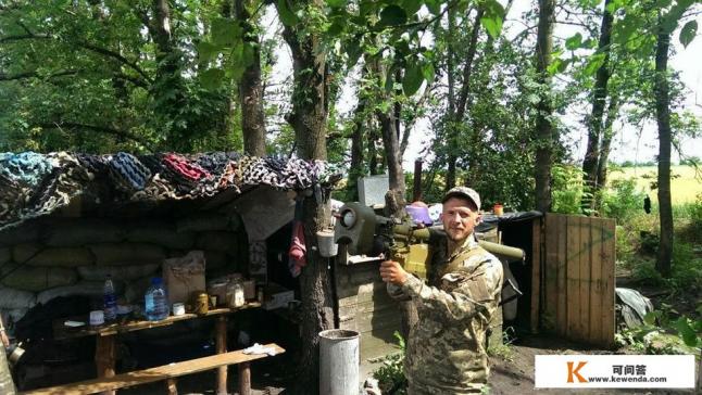 乌克兰东部地区冲突，东乌民兵组织哪里来的钱和武器