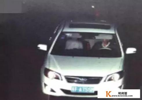 三人一起坐车，两个人中毒身亡，狠心侄子竟然毒杀姑父姑母，是什么让他如此丧心病狂