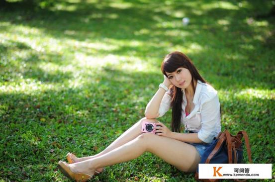 为什么有的孩子会逗乐大人玩乐