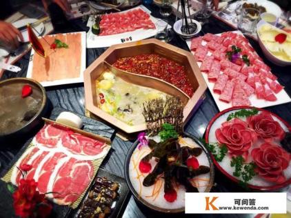 哪个地方的美食多，并且适合旅游
