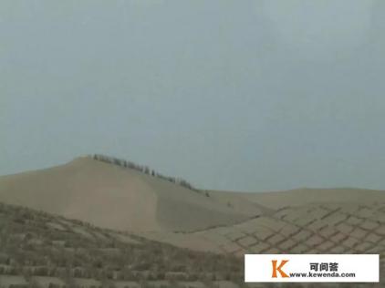 去沙漠旅游需要带什么东西