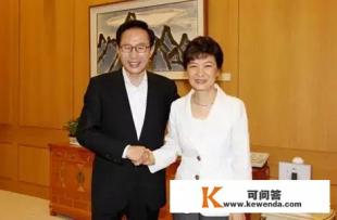 李明博深夜被捕，韩国保守派会反扑吗