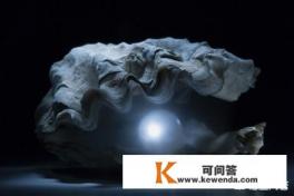 把一个人一份情深深地埋藏在心底一辈子，是爱情吗