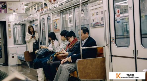 1988年到1993年期间，日本当时房地产泡沫的情况是怎样的