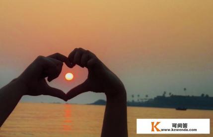 爱到底是细水长流的陪伴,还是激情过后的平淡呢 爱到底是细水长流的陪伴,还是激情过后的平淡呢