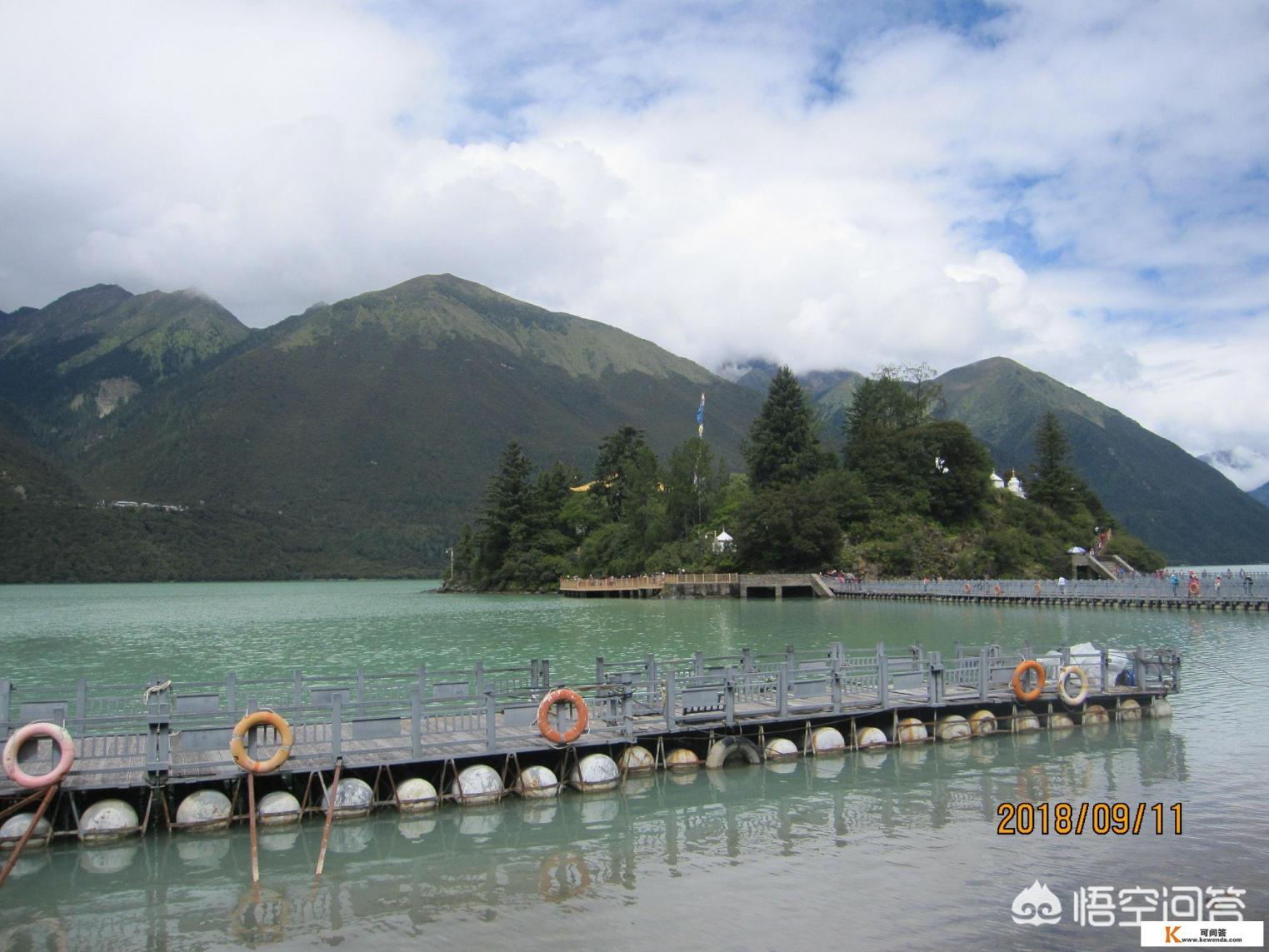 关于对自己家乡旅游景点的意见与看法