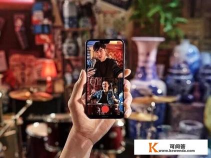 预算2K以内，有哪些五寸手机握持感好、屏占比高的手机值得推荐