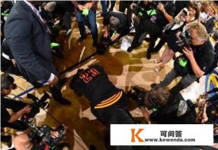 詹姆斯有没有可能在三支不同的球队退役球衣