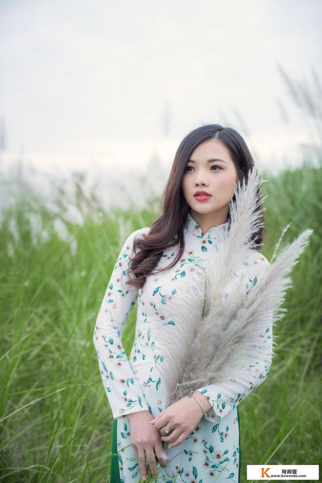 外出旅行时，如何用手机来拍照片