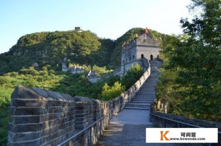 请问，十一自驾丹东游，丹东有什么好玩的，好吃的，好的景点。谢谢