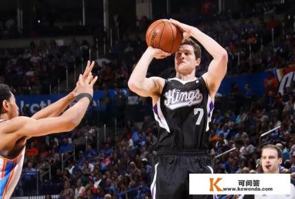 有人说弗雷戴特上高中时,一场篮球赛得156分,是真的吗 有人说弗雷戴特上高中时,一场篮球赛得156分,是真的吗