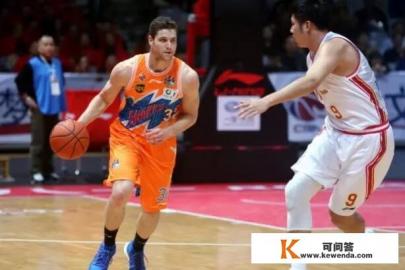 有人说弗雷戴特上高中时,一场篮球赛得156分,是真的吗 有人说弗雷戴特上高中时,一场篮球赛得156分,是真的吗