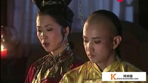 《康熙王朝》里康熙与赫舍里的新婚之夜，康熙为何跑到苏麻喇姑那里？苏麻到底喜不喜欢康熙