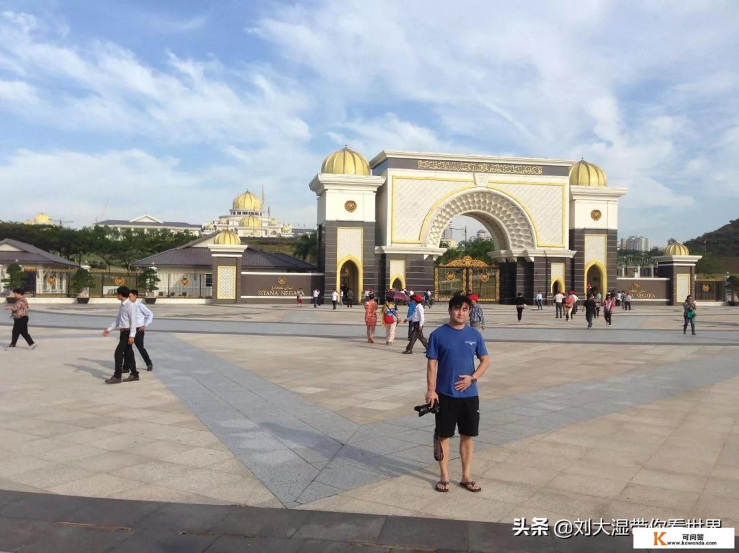 马来西亚跟团游坑多吗