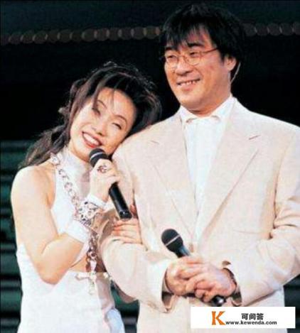 纯白少女骑士团是几几年的 纯白少女骑士团是几几年的