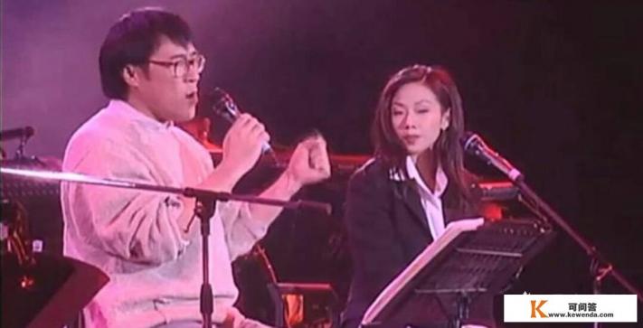 纯白少女骑士团是几几年的 纯白少女骑士团是几几年的