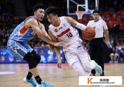 广东队绝杀新疆显冠军风范,是否意味着本赛季总冠军没有悬念了 广东队绝杀新疆显冠军风范,是否意味着本赛季总冠军没有悬念了