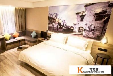 一个人出去玩,住什么酒店比较好 一个人出去玩,住什么酒店比较好