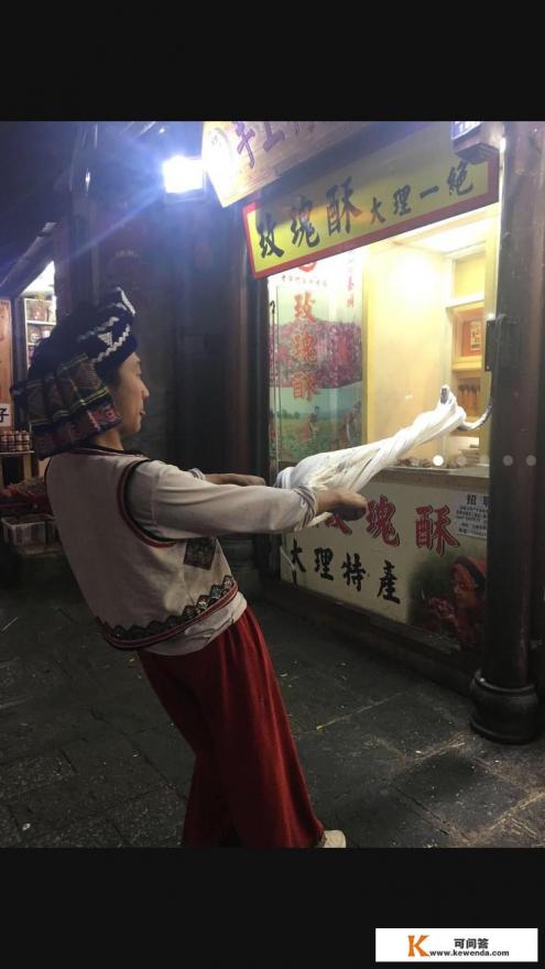 过年期间适合去哪里旅游呢？有哪些地方有什么特别的习俗活动