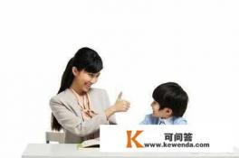 在你记忆里，第一次看过的一本课外书或者小说，连环画，小人书的名字叫什么