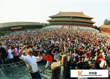 你见过最疯狂的人,有多疯狂?做了哪些疯狂之事 你见过最疯狂的人,有多疯狂?做了哪些疯狂之事