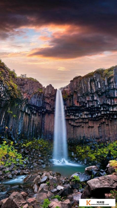 请问过年在兰州出发去成都自驾，有推荐的地方吗